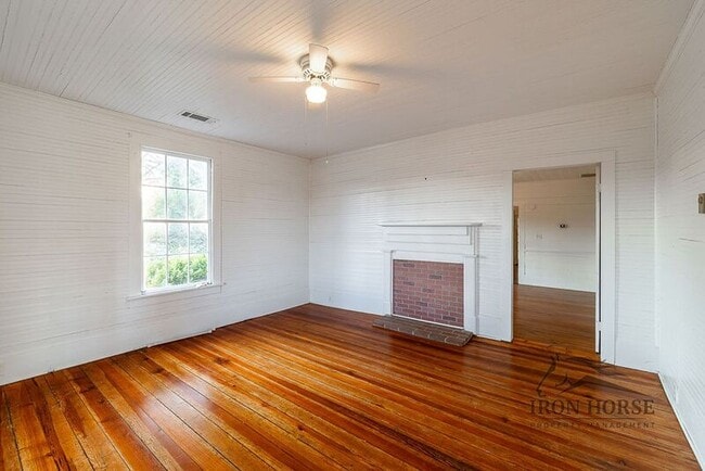 Building Photo - 1593 Archer Grove School Rd