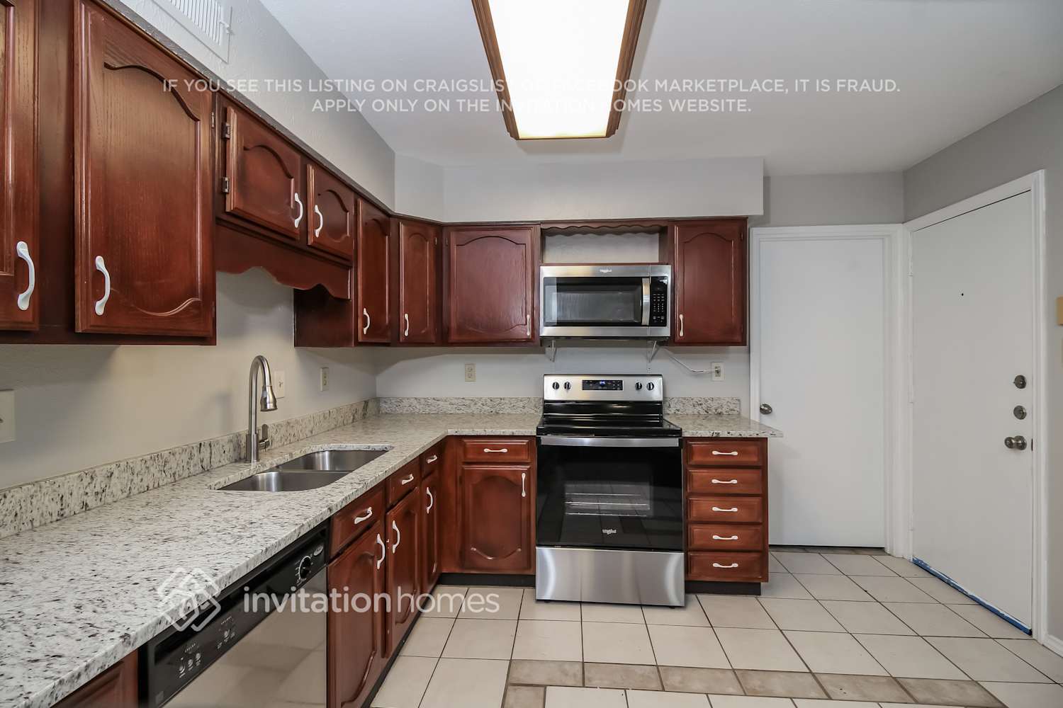 Building Photo - 1325 Clearview Dr