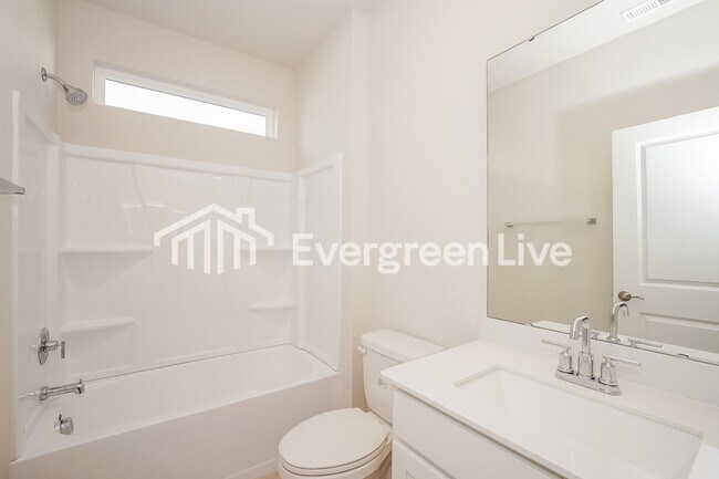 Building Photo - 6508 Fairfax Ct