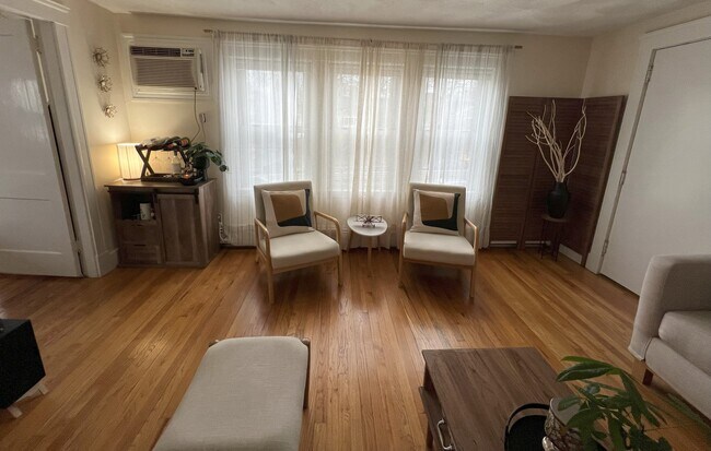 Building Photo - 1145 Boylston St