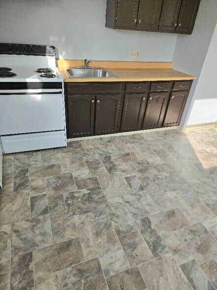 Building Photo - 270 Washington Blvd