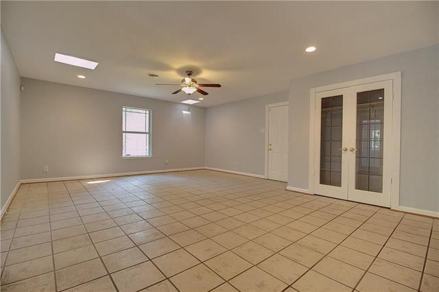Building Photo - 8115 Claremont Dr