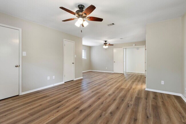 Building Photo - 78 N Deerfoot Cir
