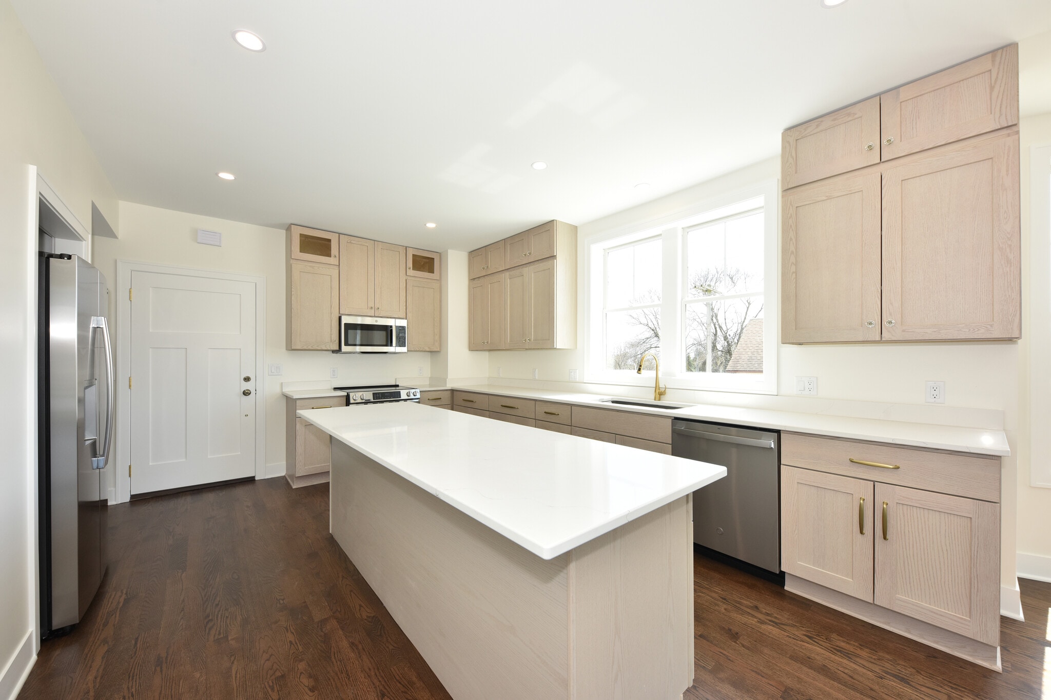 Kitchen Cabinetry - 104 E Prospect St