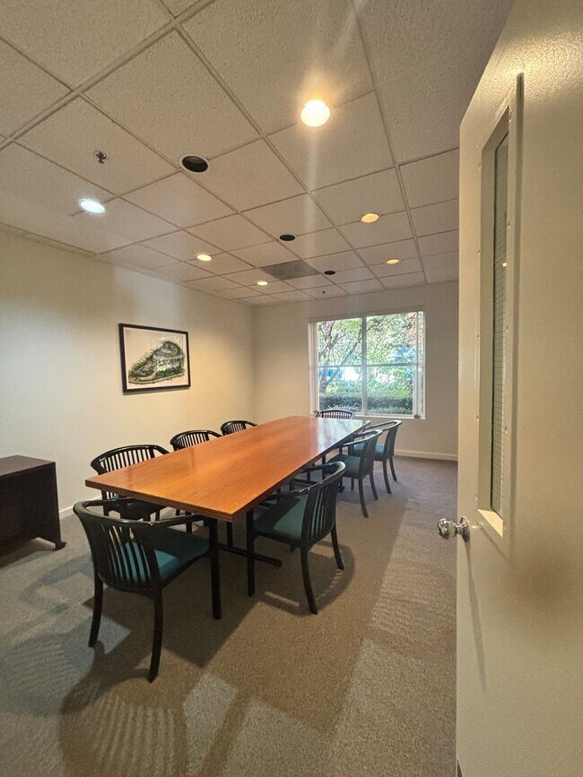 Building Photo - 5halb01