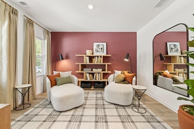 Building Photo - 470 Red Dragon Dr