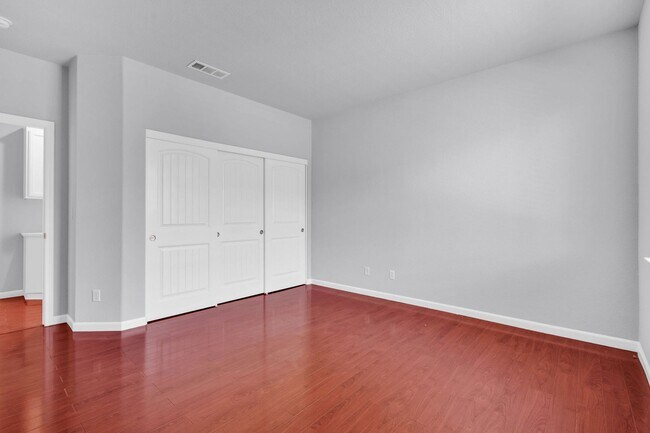 Building Photo - EXTRA LARGE HOME AND LOT... NESTLED IN THE ANTIOCH HILLS... 5 BEDS/3 BATHS/LARGE LIVING ROOM AND ...