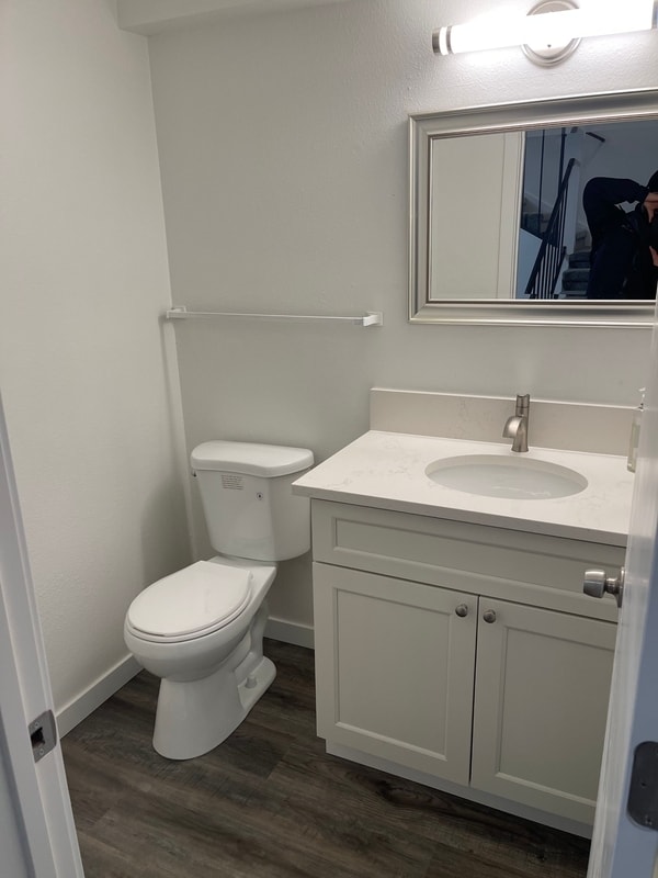 Building Photo - 4292 Meadowbrook Ct NE