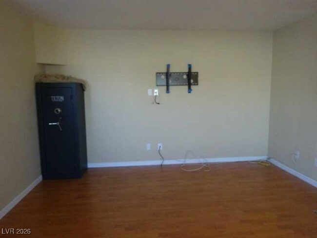 Building Photo - 8201 Distant Star