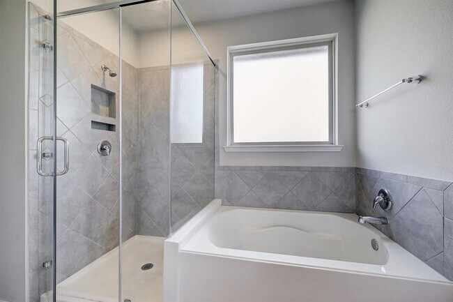 Building Photo - 28011 Langsdale Ct
