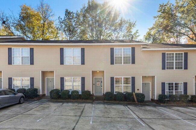 Building Photo - Victory Condominiums