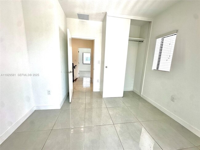 Building Photo - 1163 NW 2nd St