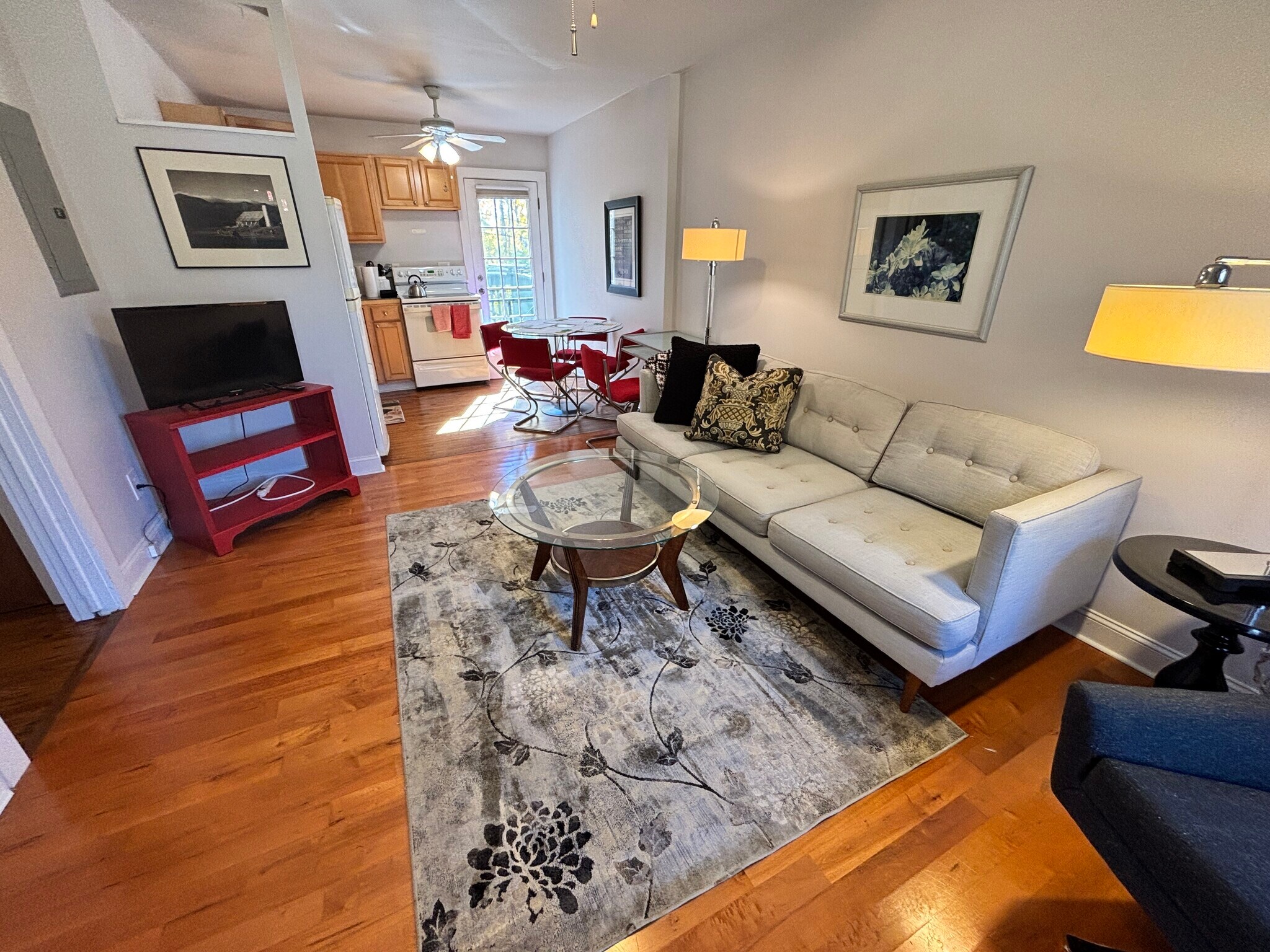 Building Photo - 375 Weaverville Rd