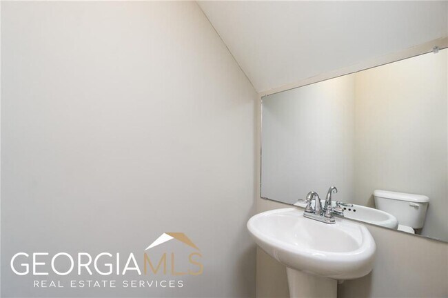 Building Photo - 3195 Braselton Hwy