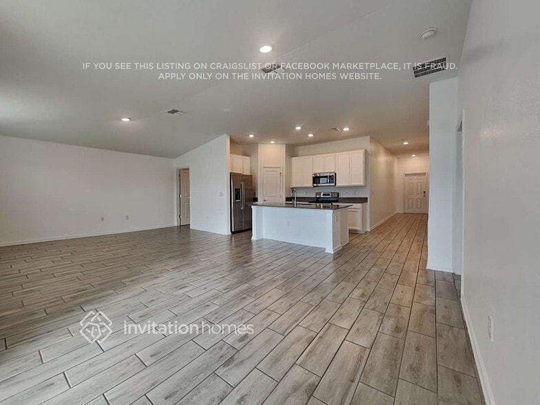 Building Photo - 925 Washington St