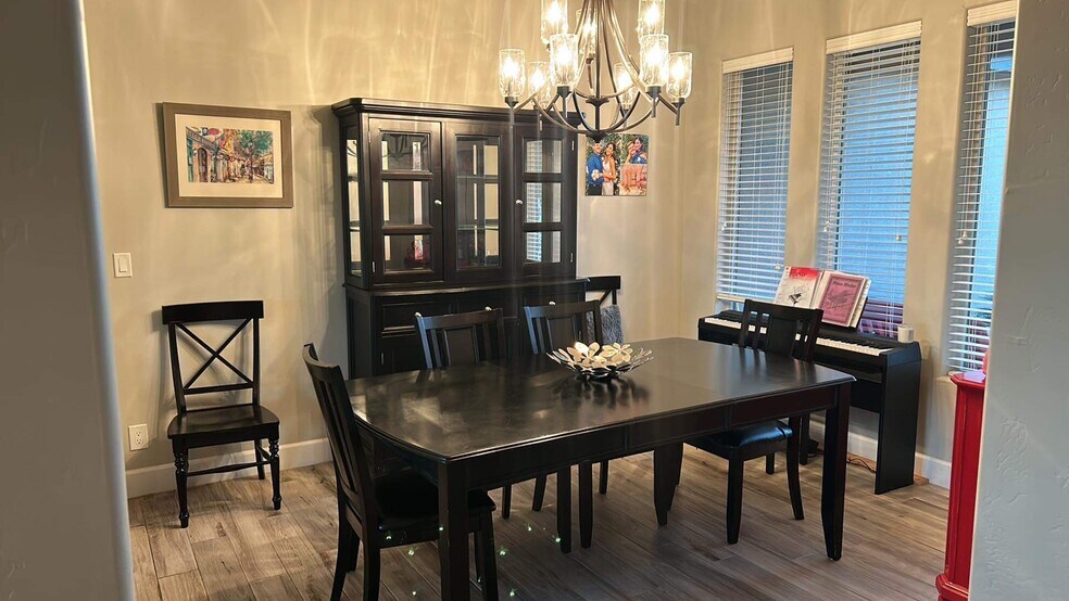 Building Photo - 518 San Simon Dr