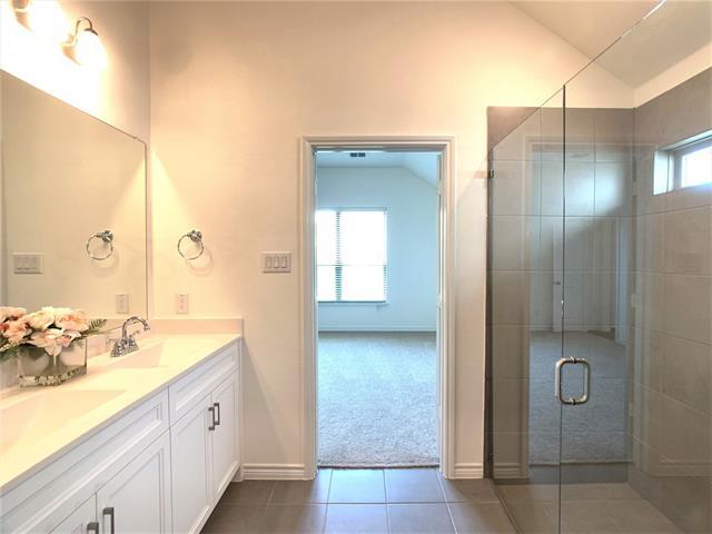 Building Photo - 7025 Tree Stand Pt