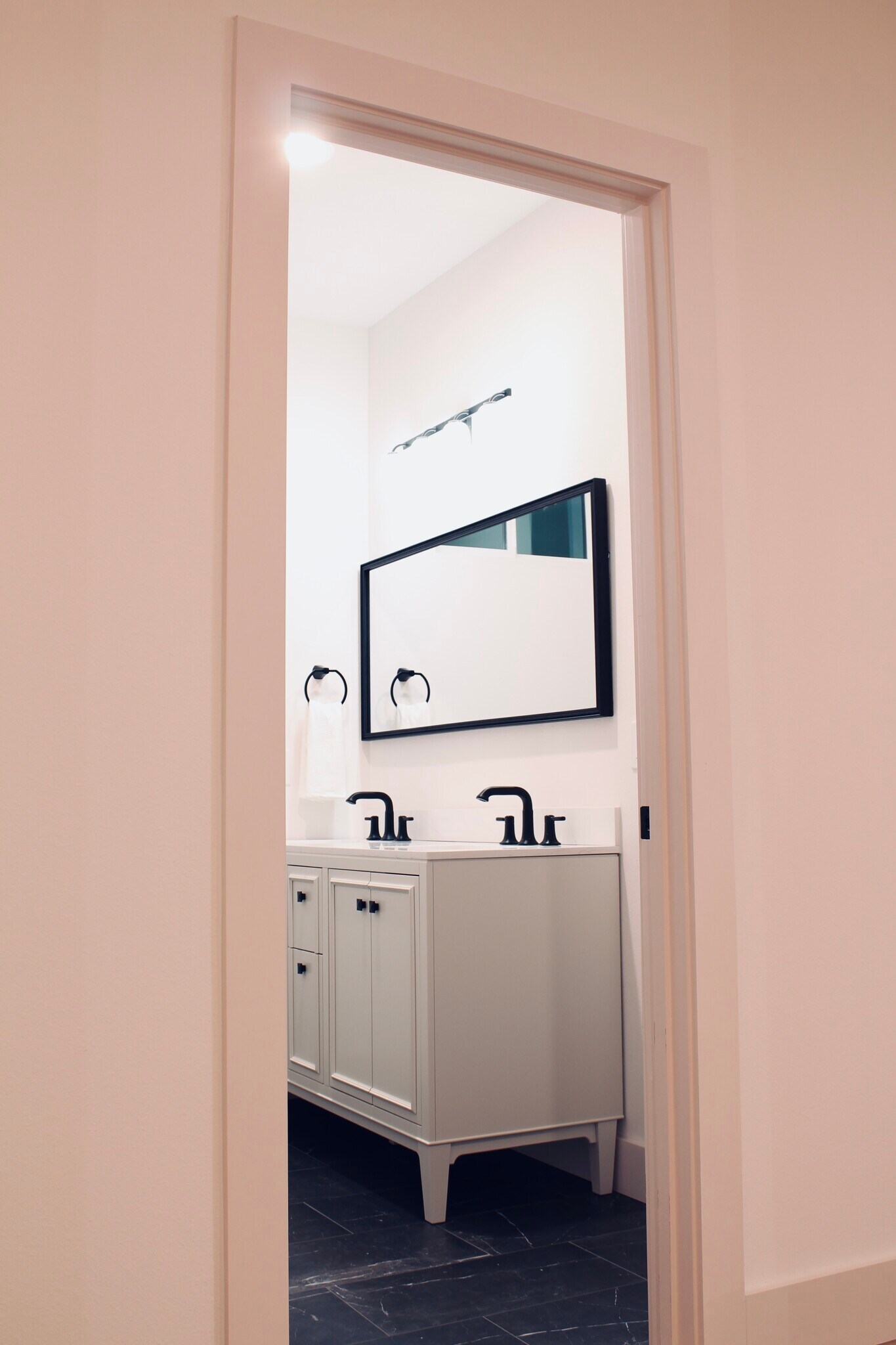 Building Photo - 12204 Hairston Cir