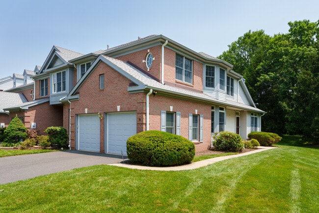 Building Photo - 111 St Clair Ct
