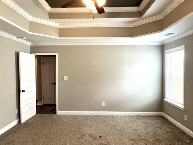 Building Photo - 531 Edgarton Way