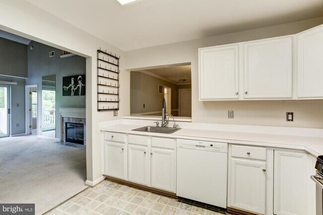 Building Photo - 12912 Churchill Ridge Cir