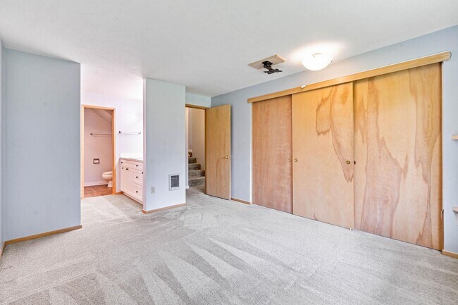 Building Photo - 3433 SW McNary Pkwy