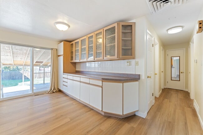 Building Photo - 7813 Webster Way