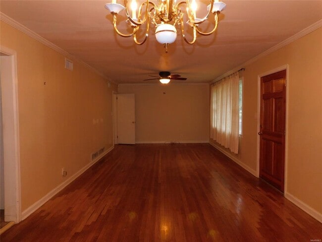 Building Photo - 127 N Wildwood Dr