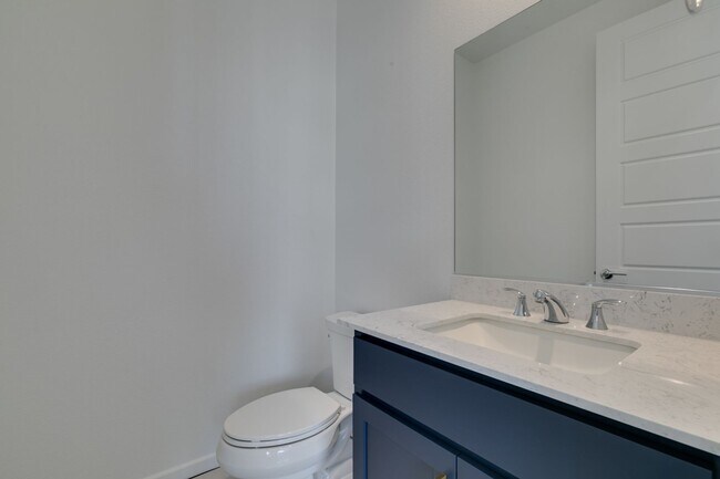 Building Photo - Stunning 4-Level Townhome in Inspirada | R...