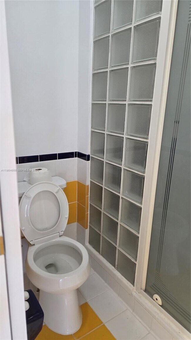 Building Photo - 1245 Coral Ln