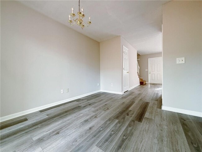 Building Photo - 1449 Springleaf Cir SE