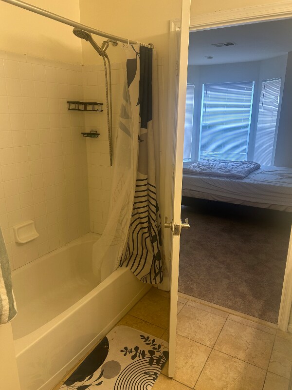Building Photo - 18705 Sparkling Water Dr