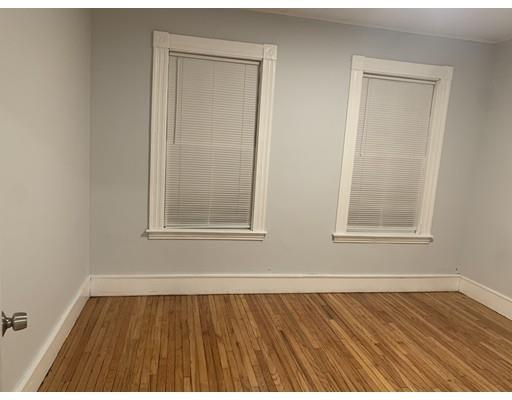 Building Photo - 12 Acorn St