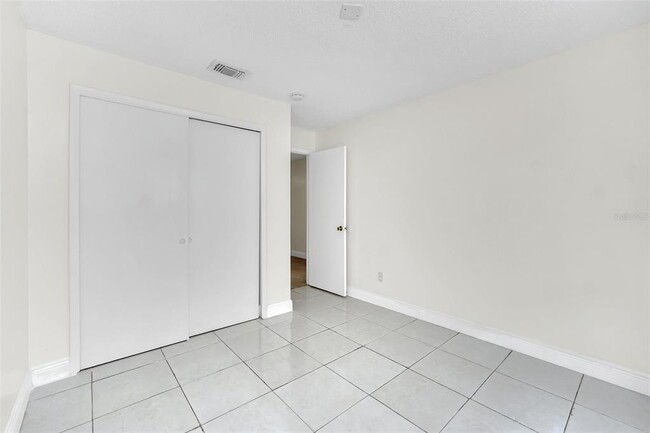Building Photo - 5322 Jade St