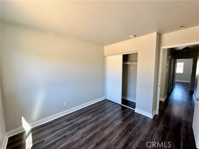 Building Photo - 11923 Spring Hill Ct