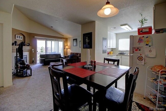 Building Photo - Cozy 2B/2B Broomfield Condo - Available NOW