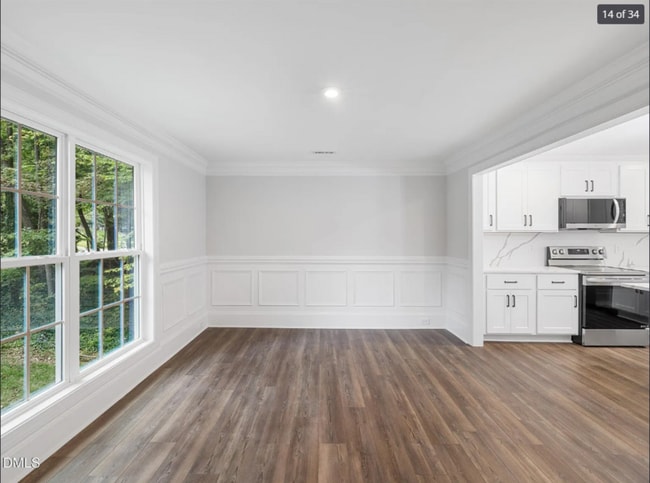 Building Photo - 316 Howland Ave