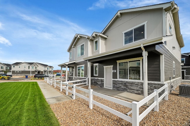 Building Photo - 507 Condor Wy
