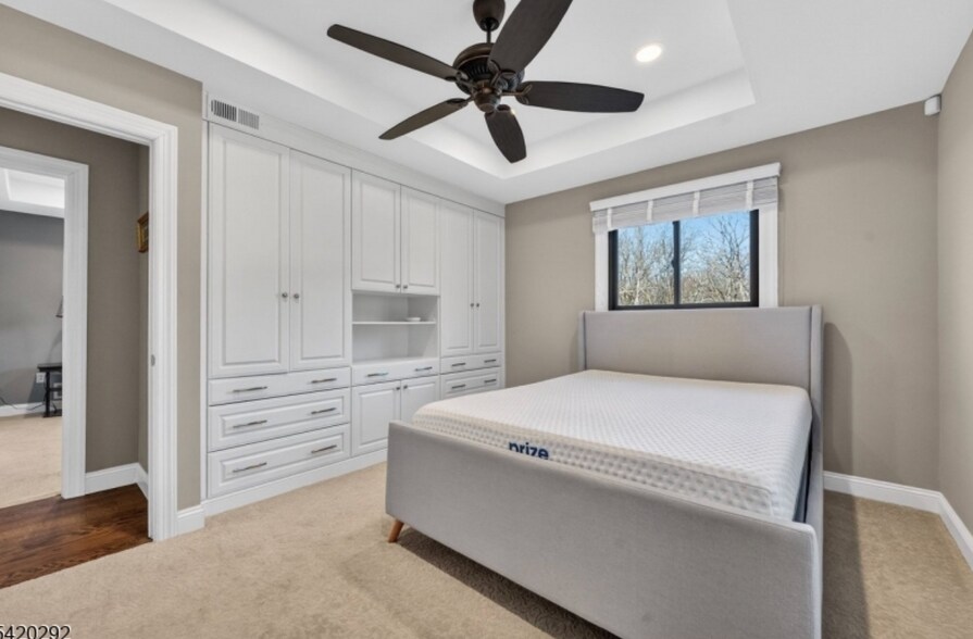 Building Photo - 2289 Brookside Dr