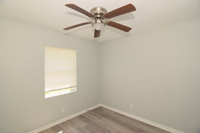 Building Photo - 3613 Alene Cir