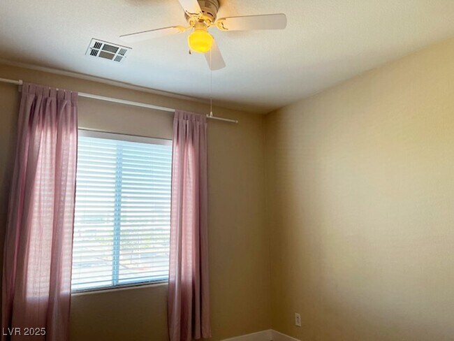 Building Photo - 7078 Glacier River Ave