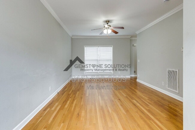 Building Photo - 1012 McKenna Dr