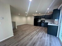 Building Photo - 3 Bedroom Duplex