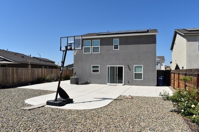 Building Photo - 4554 Iris Ct
