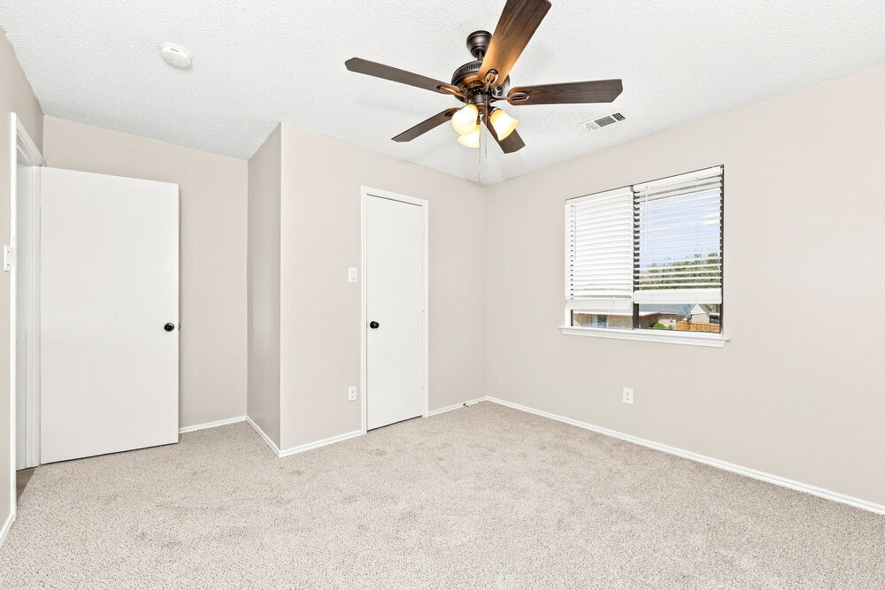 Building Photo - 1125 Harvest Hill Ln