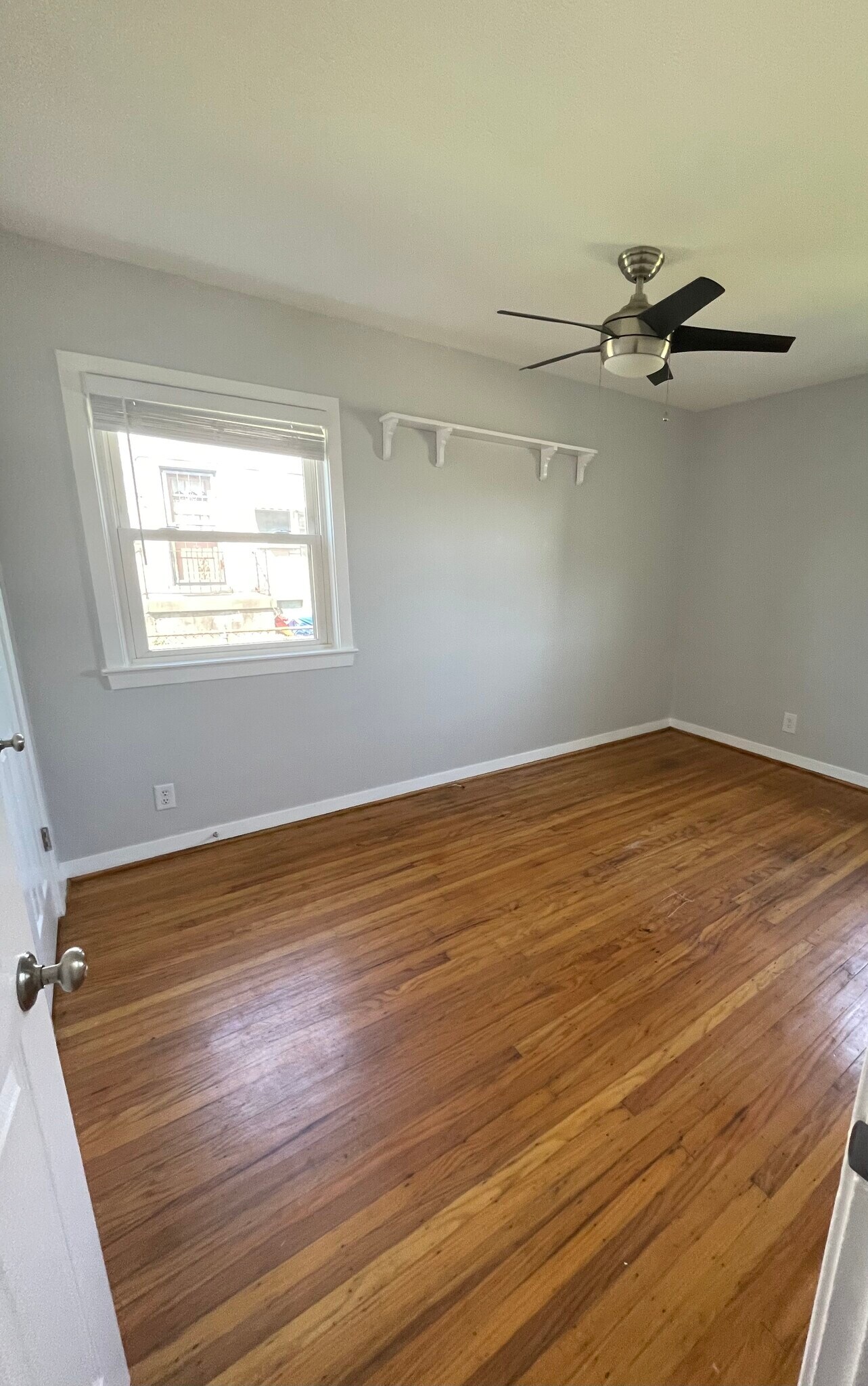 Building Photo - 4409 Cavelle Ave