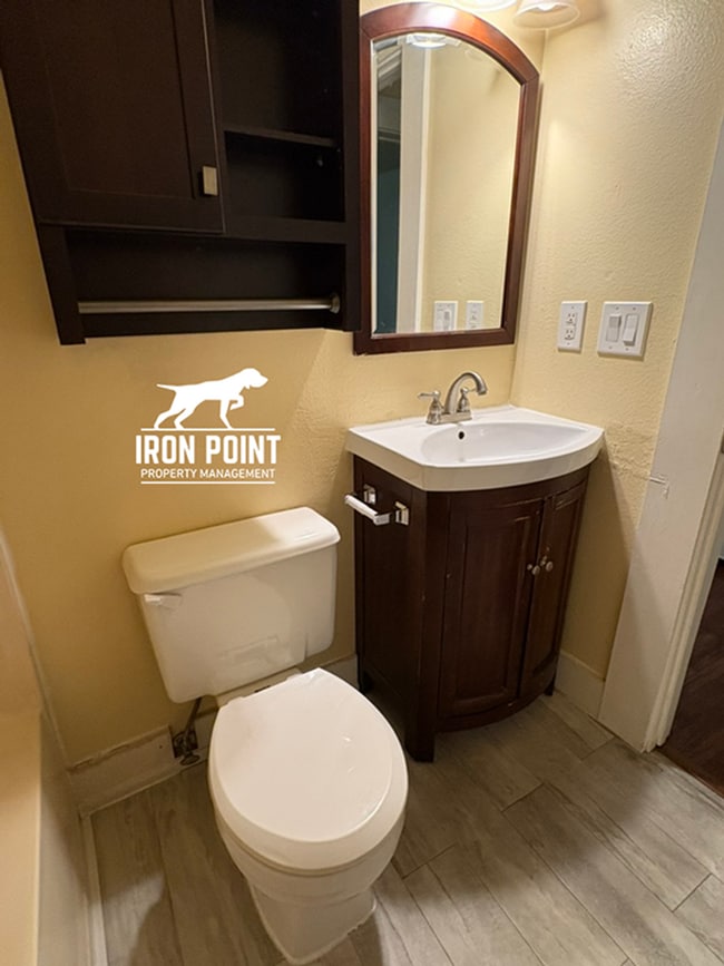 Building Photo - North End 1bed/1bath-Walking Distance to D...