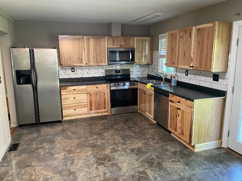 Building Photo - 8809 Malvern Hill Rd