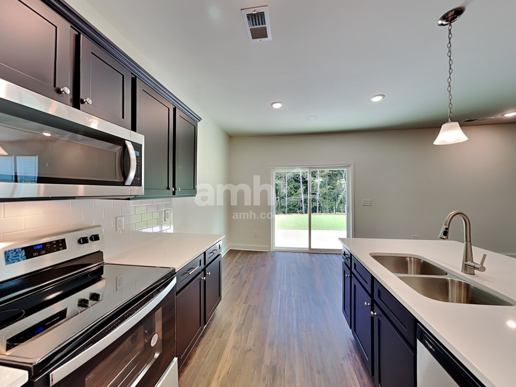 Building Photo - 180 Pecan Dr