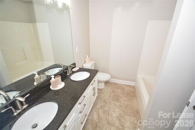 Building Photo - 605 Mountainwater Dr